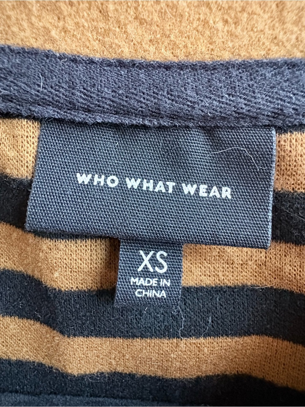 Striped Puff-Sleeve Top - Black & Mustard - Picture 3 of 4